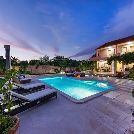 Navis Luxury Villa Vodice