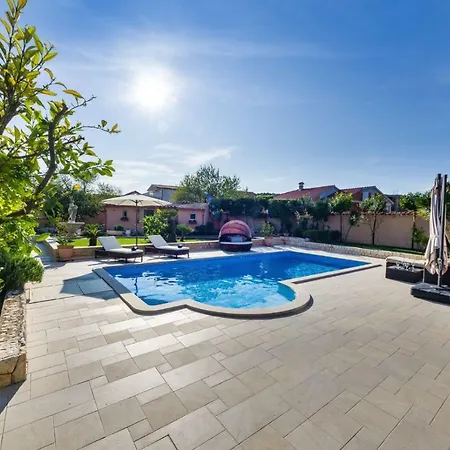 Villa Navis Luxury