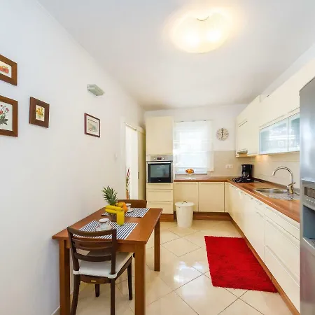 Villa Navis Luxury