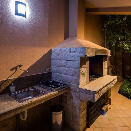 Navis Luxury *